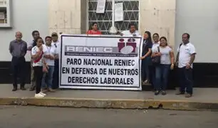 Reniec: trabajadores en paro nacional protestan frente al MEF
