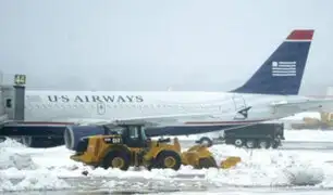 Tormenta invernal en Estados Unidos deja dos muertos y más de mil vuelos cancelados