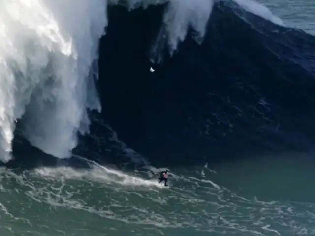 Portugal: Tom Butler batió récord tras surfear ola de 30 metros