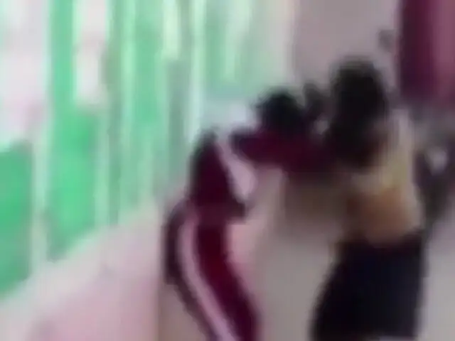 Carabayllo: Mujer golpea a su vecina por darle comida a su perro cerca de su casa