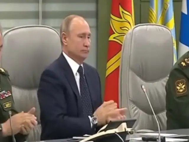 Rusia: Putin monitorea lanzamiento de misil hipersónico