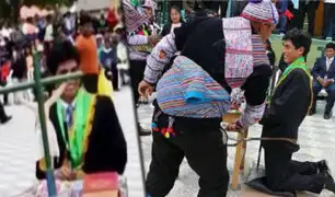 Huancavelica: alcalde del distrito de Yauli recibió azotes en tradicional ceremonia