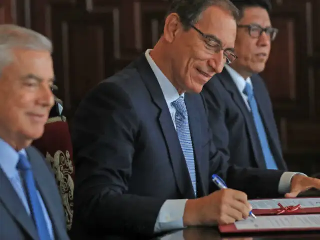 Presidente Vizcarra promulga reformas aprobadas en el referéndum