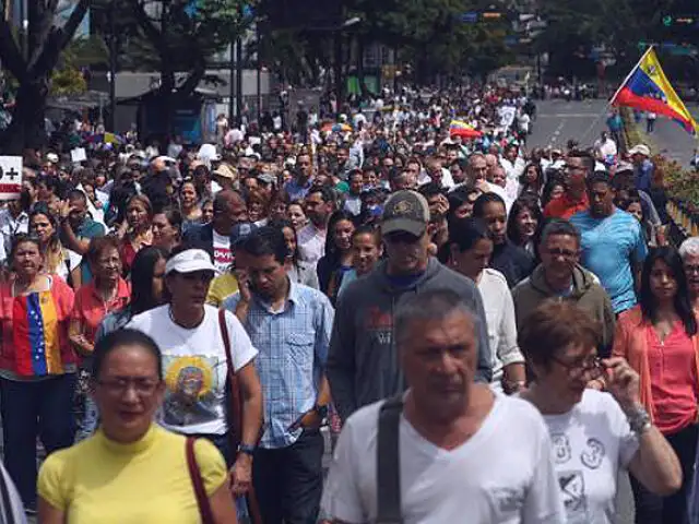 Venezuela: convocan primera marcha multitudinaria en contra de Maduro