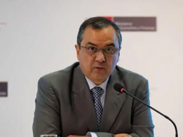Consultorías: ministro Oliva afirma que gastos se han reducido en últimos años