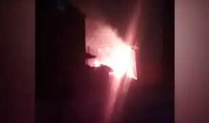 Surco: voraz incendio destruye casa prefrabricada