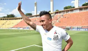 Christian Cueva fue presentado por Santos FC