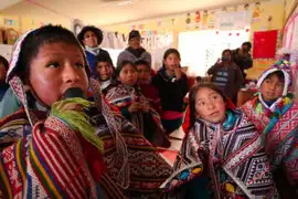 Solo 6 de 48 lenguas originarias están incluidas en el Plan Nacional Educativo del país