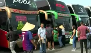 Buses se abastecen de combustible en grifo clandestino