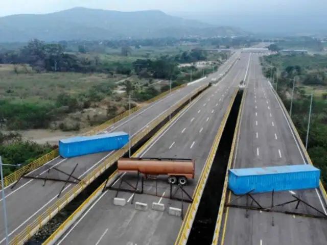 Miembros del Ejército de Venezuela  bloquean el ingreso de ayuda humanitaria