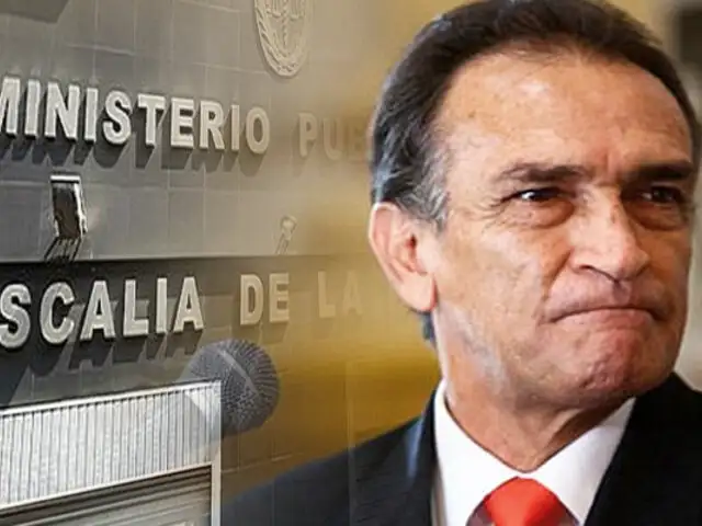 Fiscalía confirma investigación preliminar contra congresista Héctor Becerril