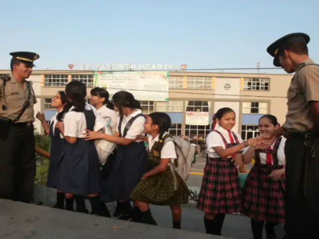 Callao: colegios contarán con un policía para prevenir consumo de drogas