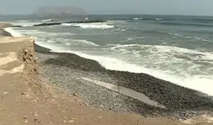Costa Verde: desmonte y escombros abandonados en playas