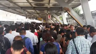 Metropolitano: Estaciones de Lima Norte colapsan por retrasos de buses