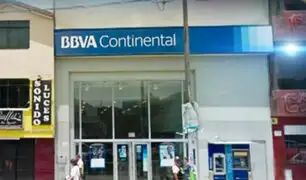 Asaltan agencia bancaria en Los Olivos
