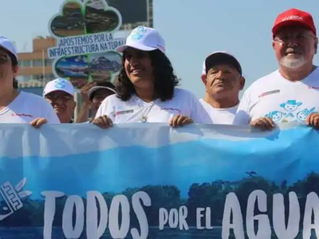 Ministro Carlos Bruce participó en la caminata "Todos por el Agua"