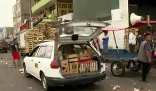 Mercado de Frutas: ambulantes continúan en alrededores pese a desalojo