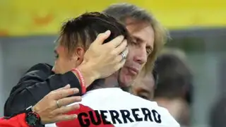 Gareca viajó a Brasil para ver retorno de Guerrero a las canchas