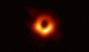 Estas son las primeras fotografías de un agujero negro