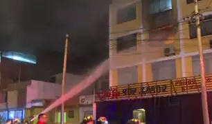 Cercado de Lima: incendio en edificio multifamiliar habría sido causado por corto circuito