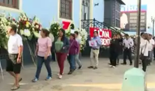 Alan García: simpatizantes hacen largas colas en Casa del Pueblo para darle último adiós