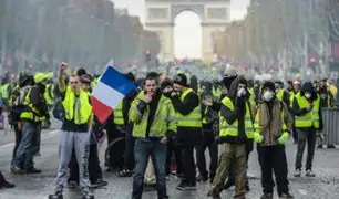 “Chalecos amarillos”: tensión en París en nueva jornada de protestas