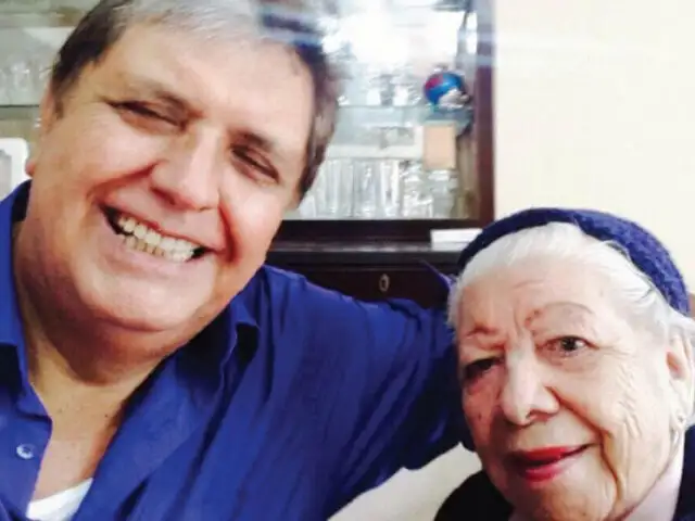 Madre de Alan García despide a su hijo en 'La Casa del Pueblo'