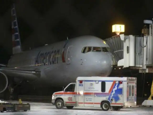 Insólito: 16 pasajeros se enfermaron súbitamente en pleno vuelo