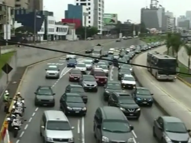 “Pico y Placa”: inicia restricción vehicular causando tráfico en Panamericana Sur