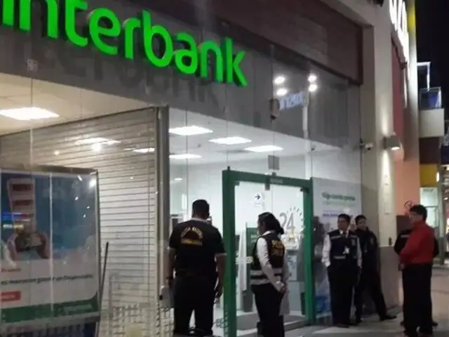 Chorrillos: policía resultó herido en frustrado asalto a banco en el Real Plaza