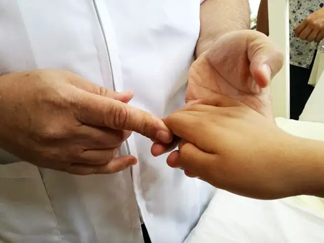 INSN: operarán gratis a niños con deformaciones en las manos