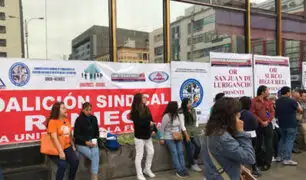 Reniec: trabajadores inician huelga indefinida por recorte de sueldos