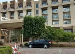 Pakistán: tres hombres fuertemente armados atacaron un hotel de lujo