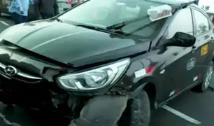 Miraflores: auto se despista y termina volcado por aparente exceso de velocidad