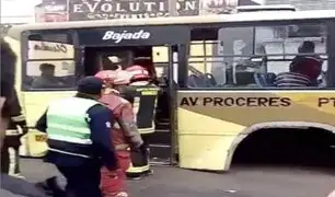 SJL: Bus pierde sus llantas traseras y deja varios heridos
