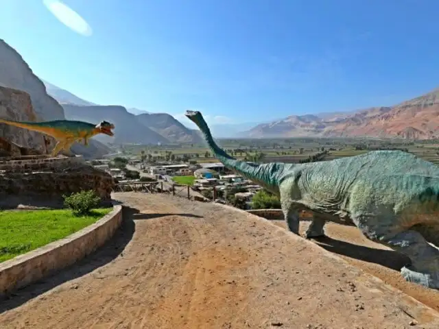 'Jurassic Park' en Arequipa cautiva a cientos de turistas