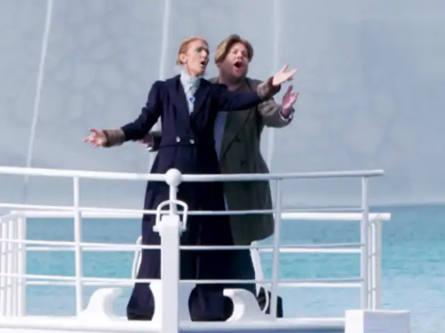 EEUU: Celine Dion recrea emblemática escena de Titanic