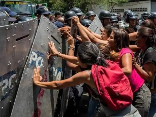 [VIDEO] Venezuela: motín deja 29 presos muertos y 19 policías heridos