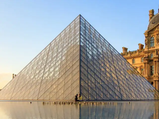 París: Museo de Louvre cierra por exceso de turistas