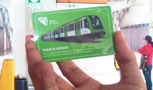 Mafia de tarjetas: revendedores aprovechar demora en recarga en Metro de Lima