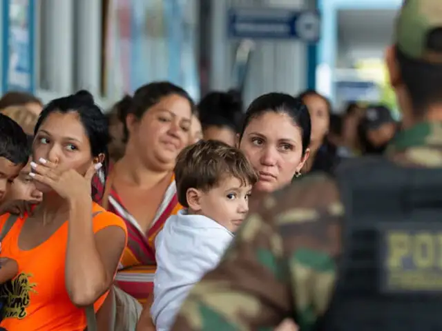Cinco mil venezolanos huyen de su país cada día, según informe de ONU
