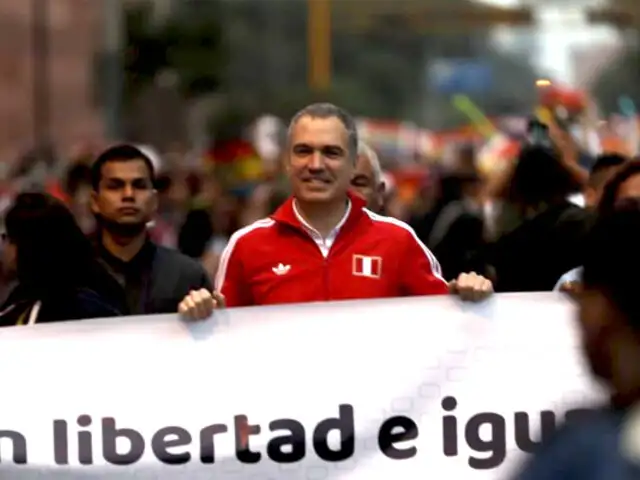 Del Solar es el primer presidente del Consejo de Ministros en acompañar marcha LGTBI