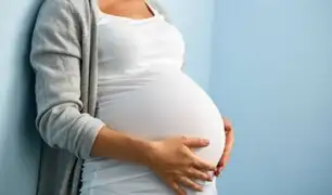 Mujer demanda a clínica de fertilidad tras dar a luz a mellizos de otra pareja