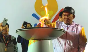 Hugo ‘Cholo’ Sotil encendió pebetero de Juegos Panamericanos en Ica
