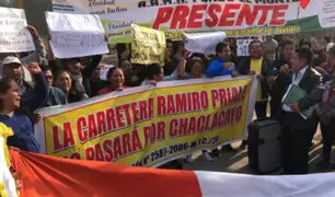 Chaclacayo: vecinos y policías se enfrentan por obras de autopista Ramiro Prialé