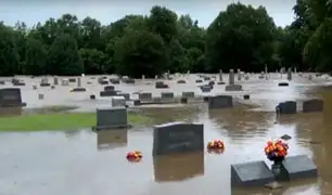 EEUU: cementerios quedan bajo el agua por inundaciones repentinas