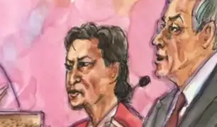 Alejandro Toledo llegó vestido de rojo y engrilletado a audiencia de fianza
