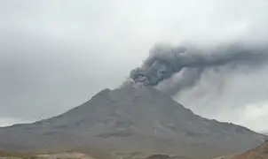 Volcán Ubinas: Ingemmet detecta cuerpo de lava en base del cráter