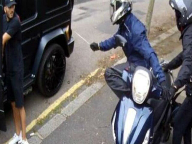 Reino Unido: intentan robar auto de Mezut Özil, quien fue salvado por su compañero