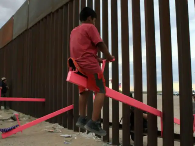 EEUU: colocan tres sube y baja en la frontera con México